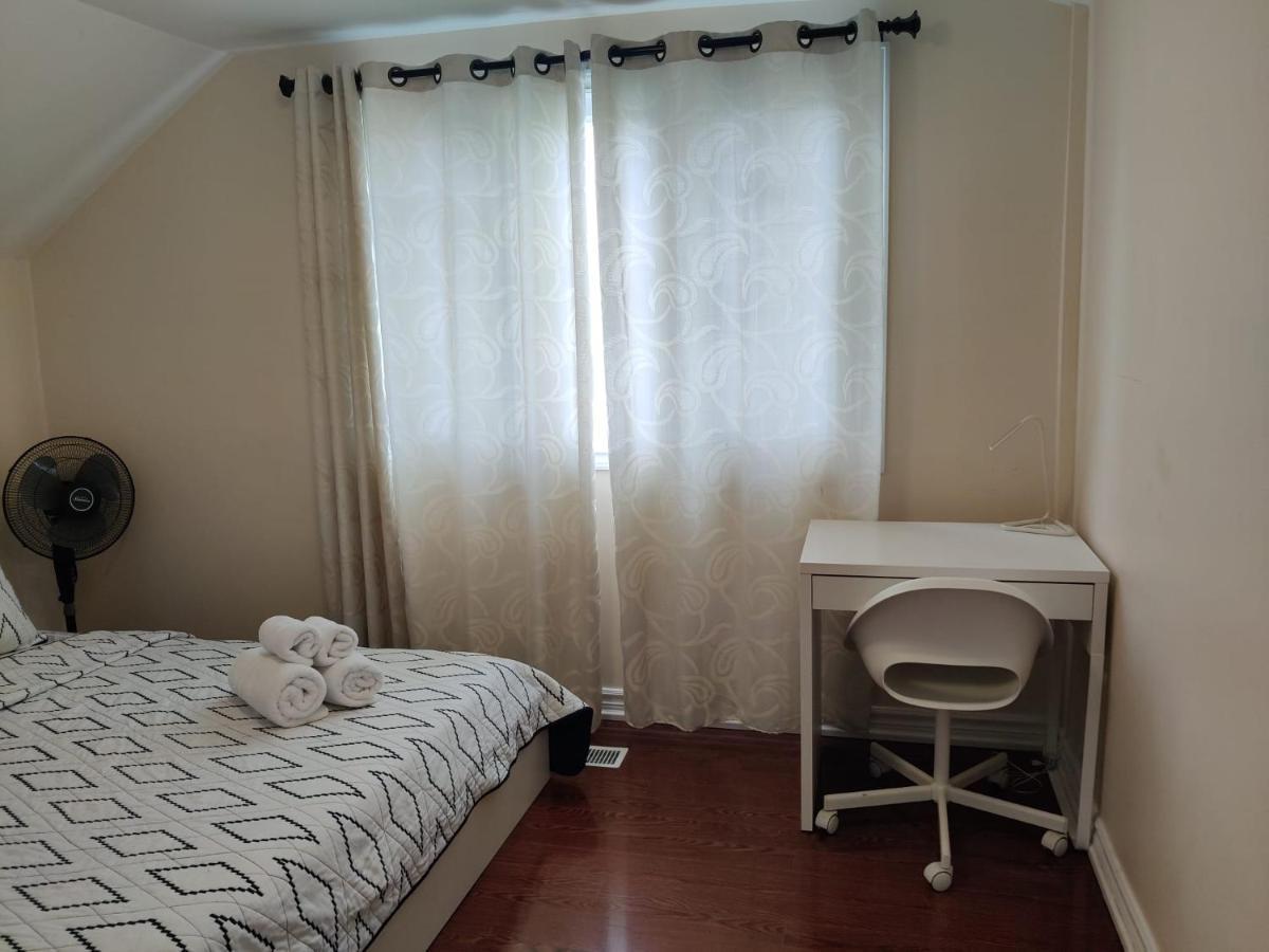 Spacious Mbr Near Kennedy Subway & Go Toronto Zewnętrze zdjęcie