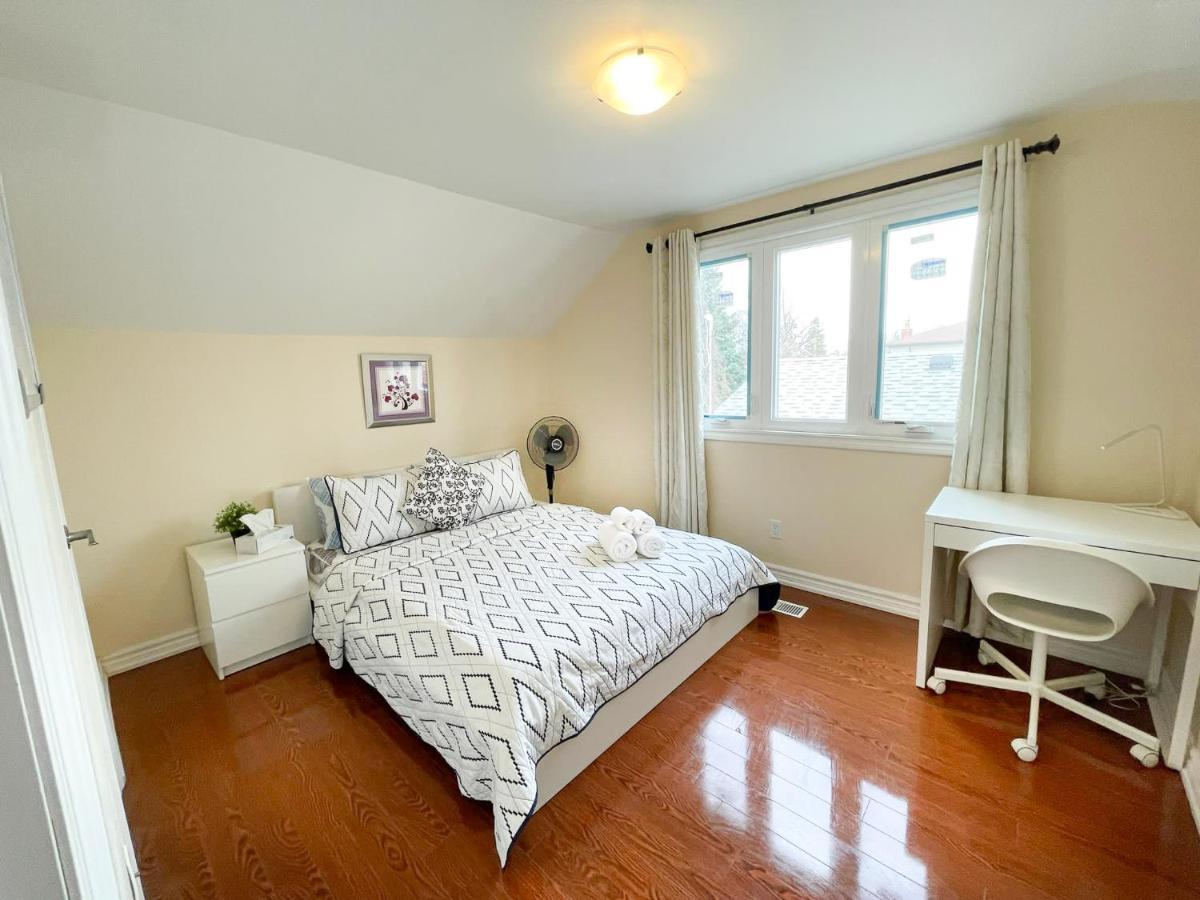 Spacious Mbr Near Kennedy Subway & Go Toronto Zewnętrze zdjęcie