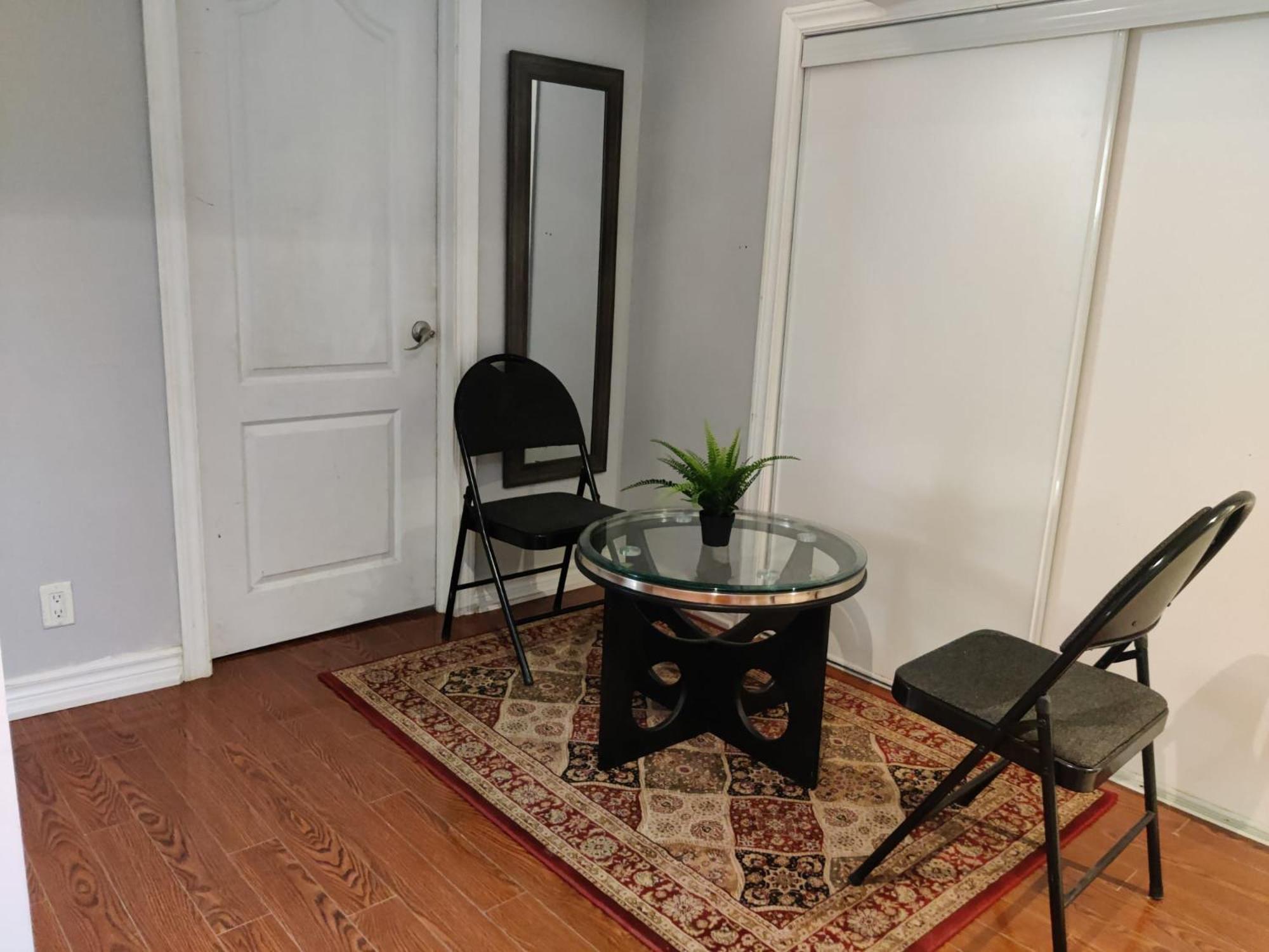 Spacious Mbr Near Kennedy Subway & Go Toronto Zewnętrze zdjęcie
