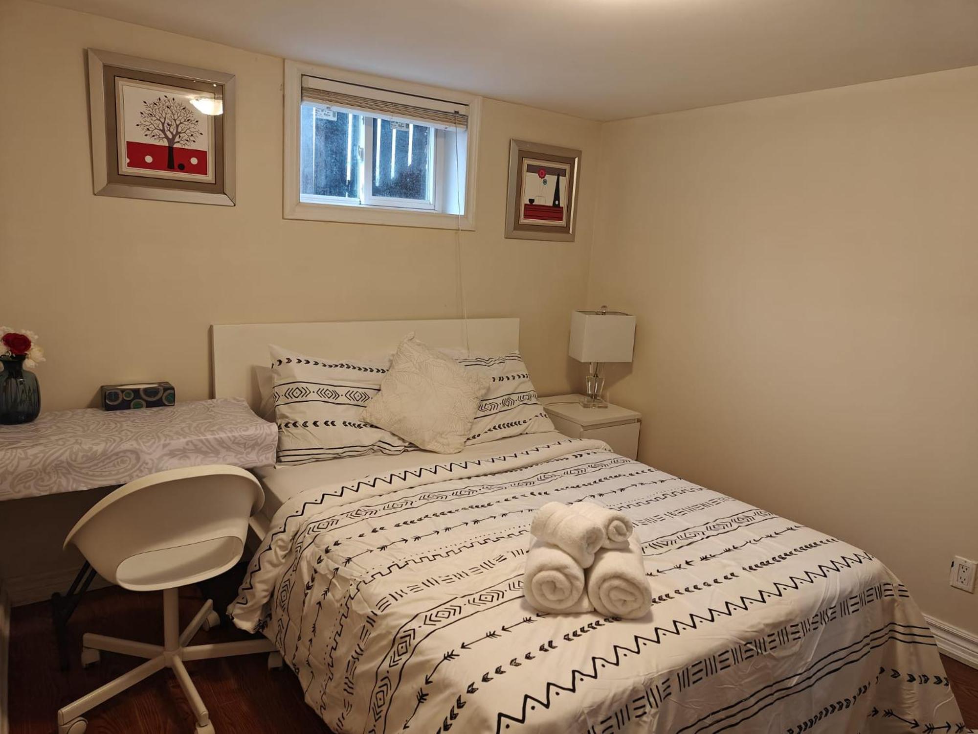 Spacious Mbr Near Kennedy Subway & Go Toronto Zewnętrze zdjęcie
