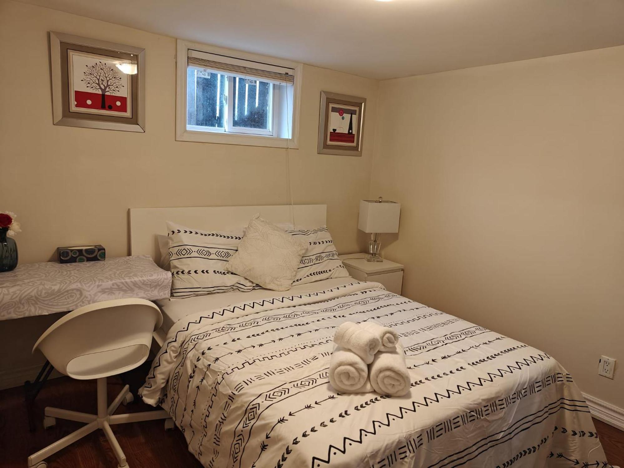 Spacious Mbr Near Kennedy Subway & Go Toronto Zewnętrze zdjęcie