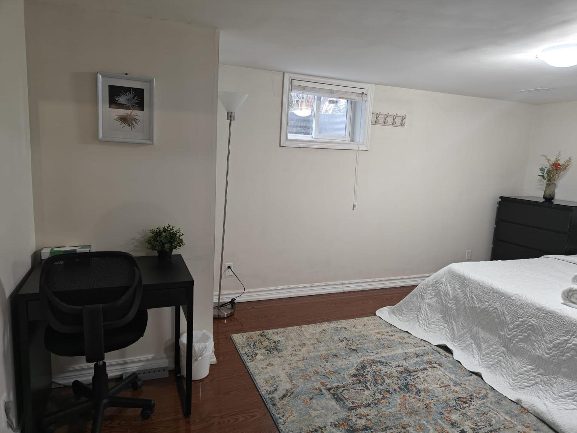 Spacious Mbr Near Kennedy Subway & Go Toronto Zewnętrze zdjęcie