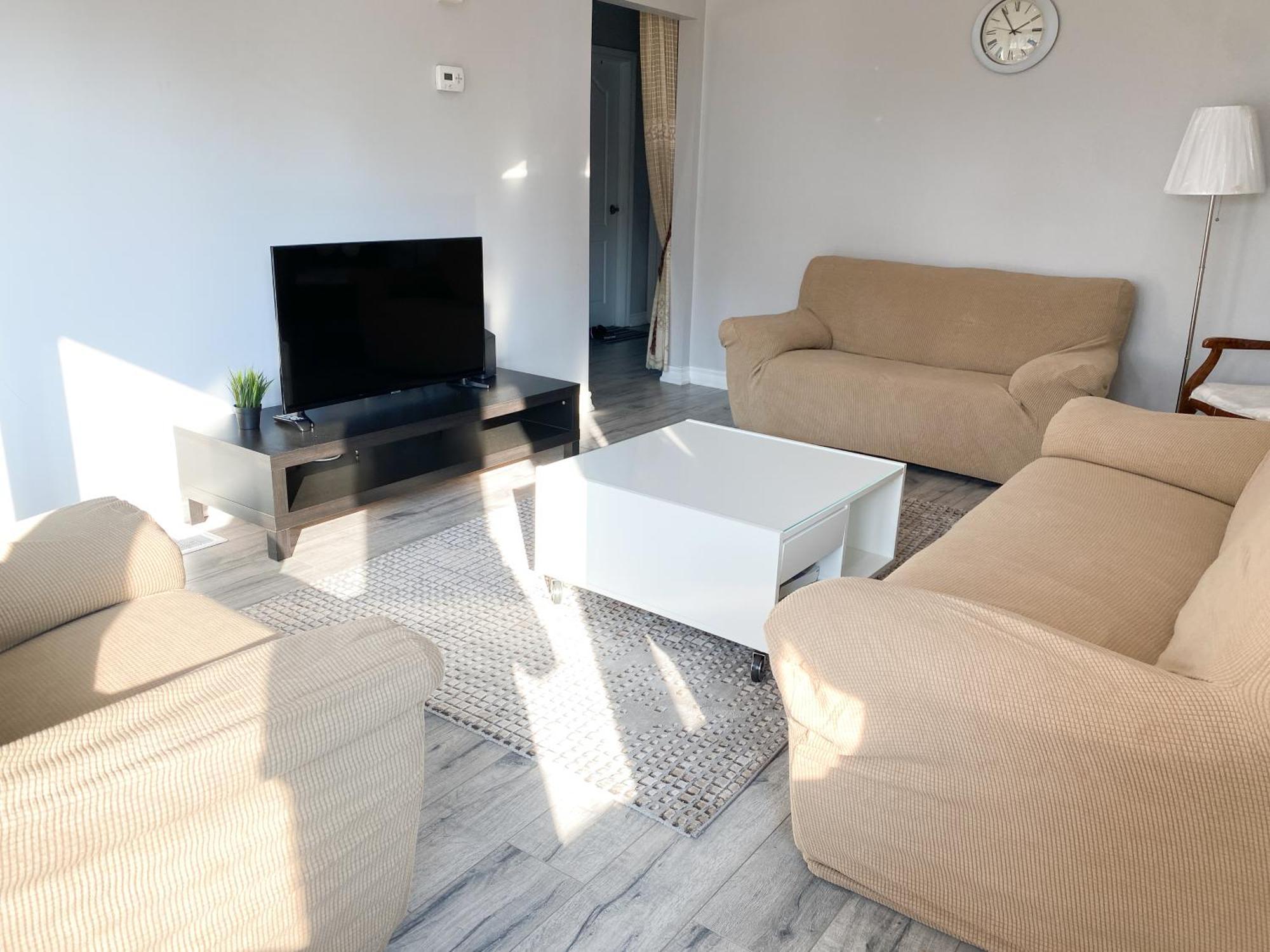 Spacious Mbr Near Kennedy Subway & Go Toronto Zewnętrze zdjęcie