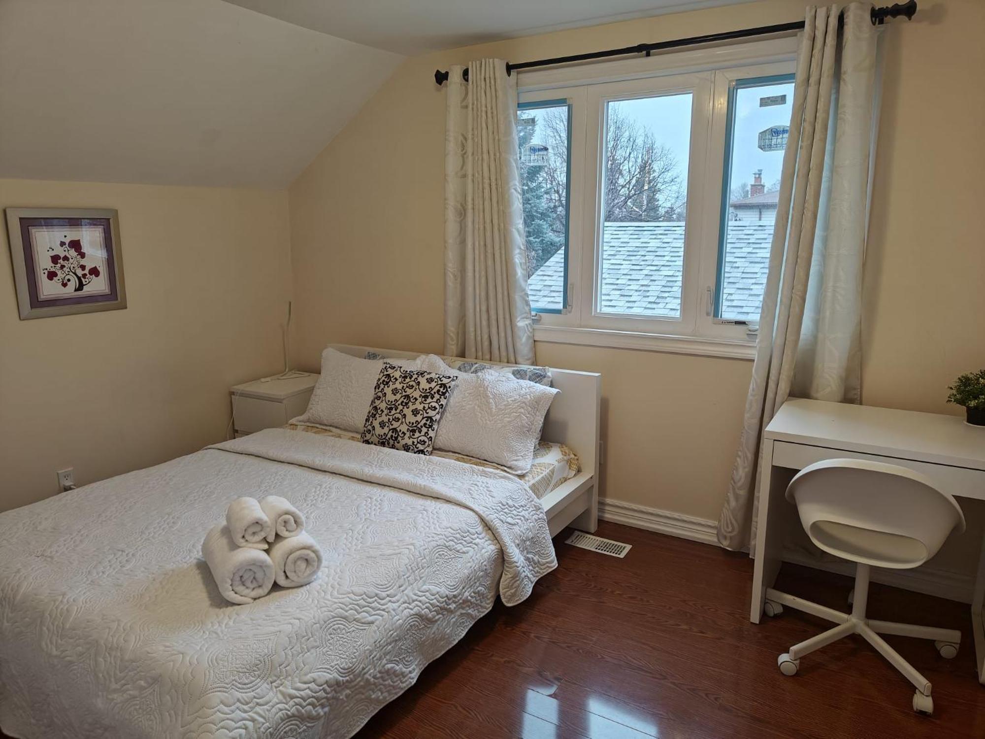 Spacious Mbr Near Kennedy Subway & Go Toronto Zewnętrze zdjęcie