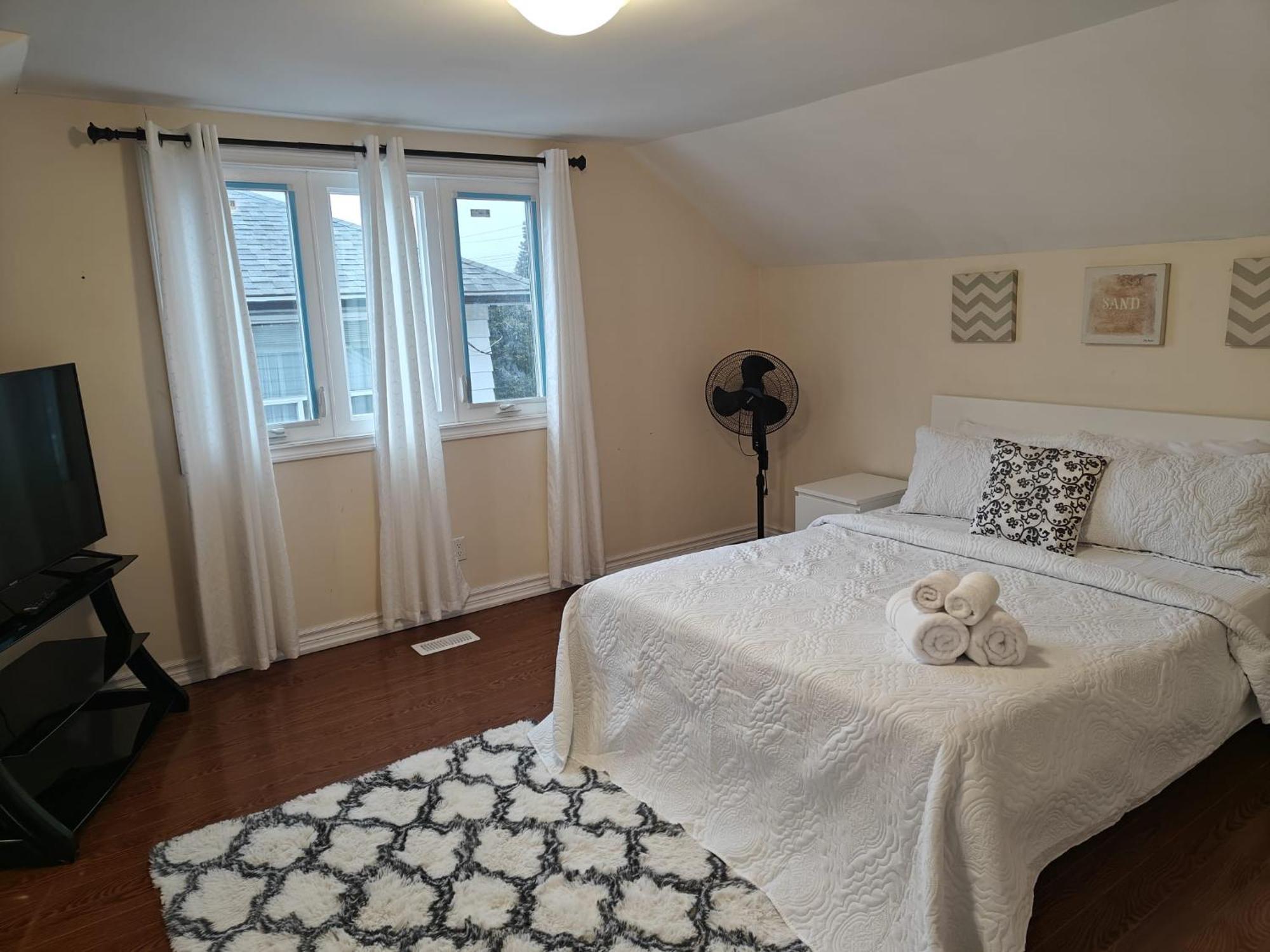 Spacious Mbr Near Kennedy Subway & Go Toronto Zewnętrze zdjęcie
