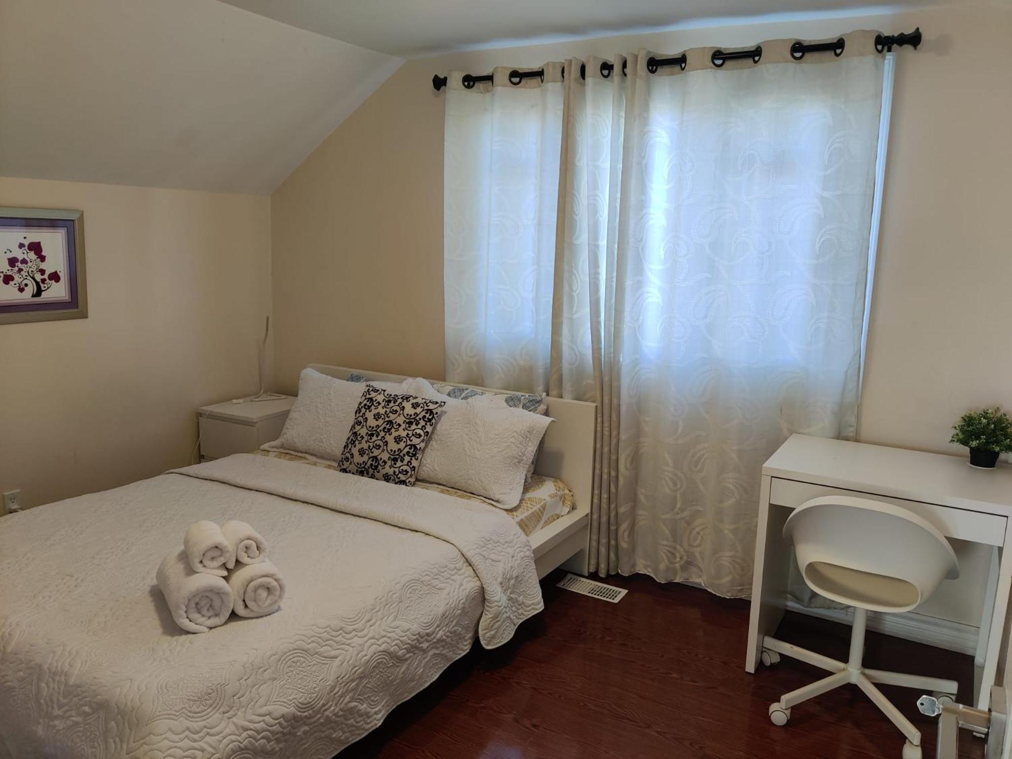 Spacious Mbr Near Kennedy Subway & Go Toronto Zewnętrze zdjęcie